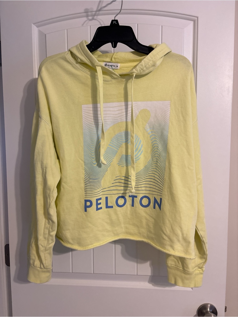 Peloton Women's cropped Yellow Graphic Hoodie